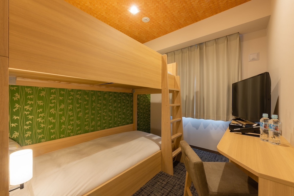 Standard Room with Bunk Bed, Non Smoking photo 1