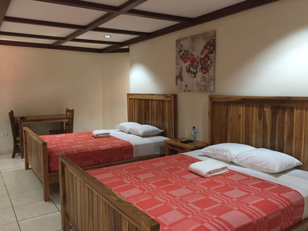 Junior Bungalow, 2 Double Beds photo 1