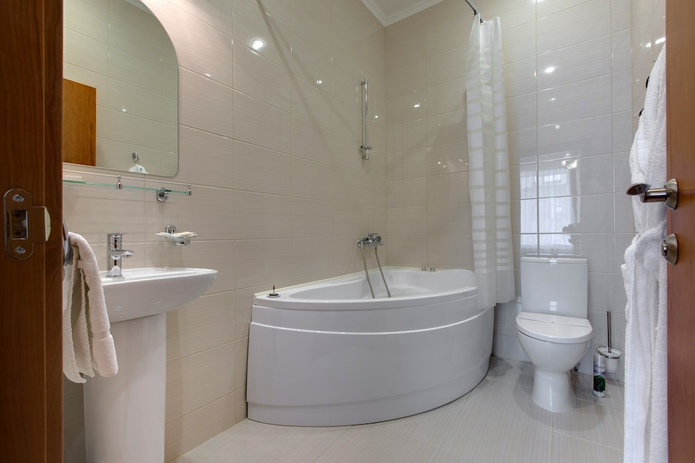 Superior Double or Twin Room photo 3