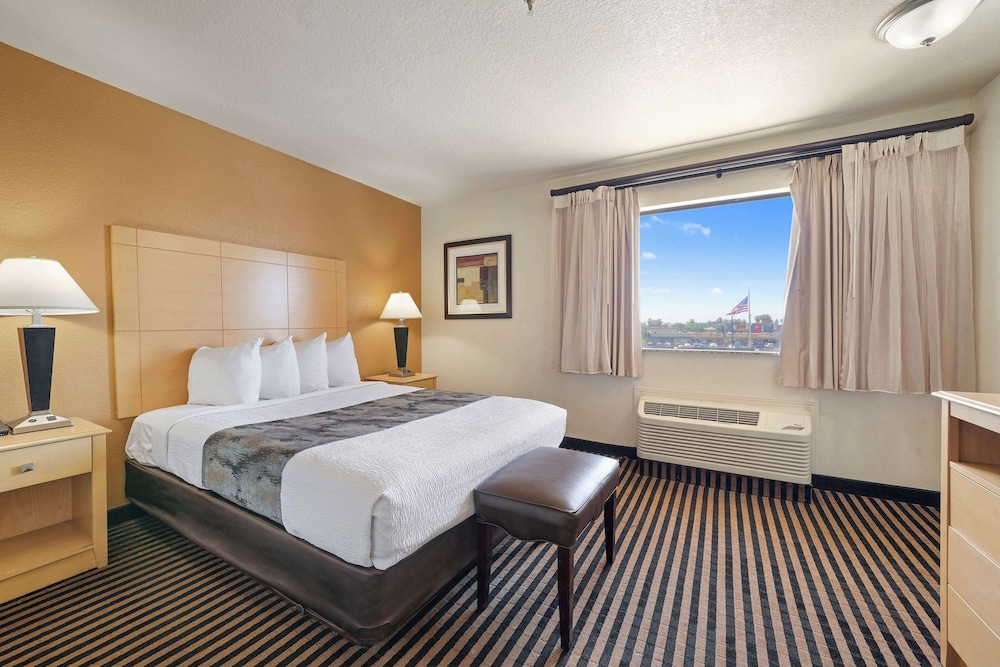 Standard Room, 2 Queen Beds, Accessible, Refrigerator & Microwave - Photo 3