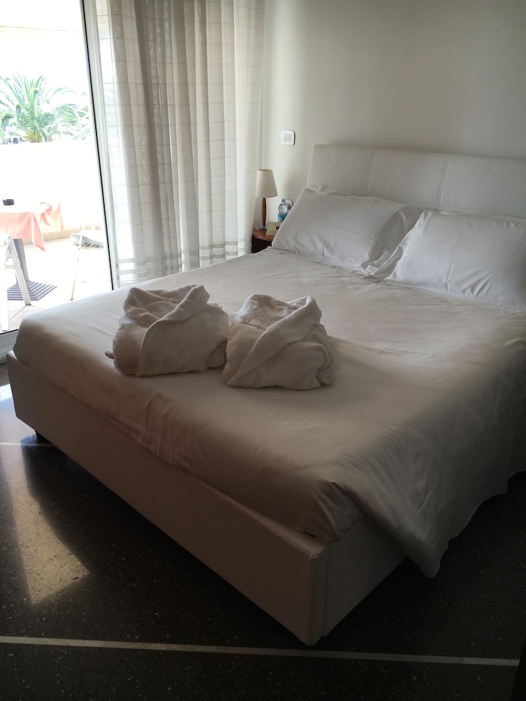 Double Room Single Use