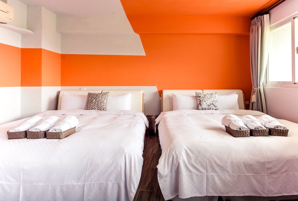 Loft - Photo 1