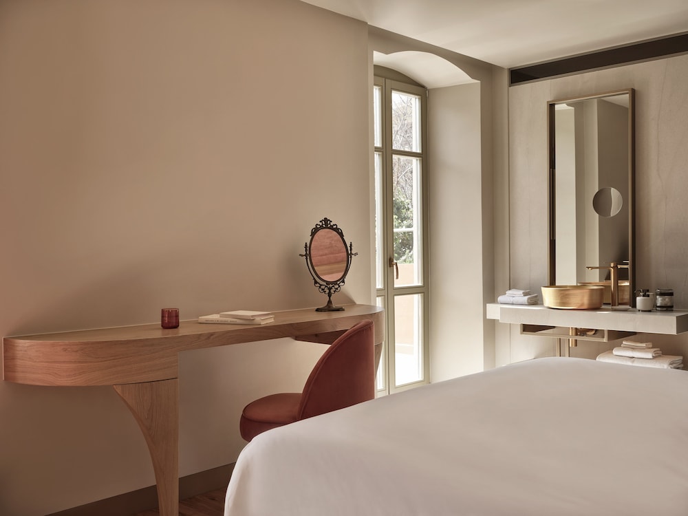 Junior Suite with Outdoor Hot Tub photo 2