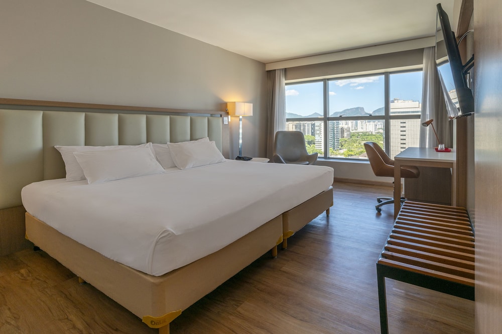 Available room
