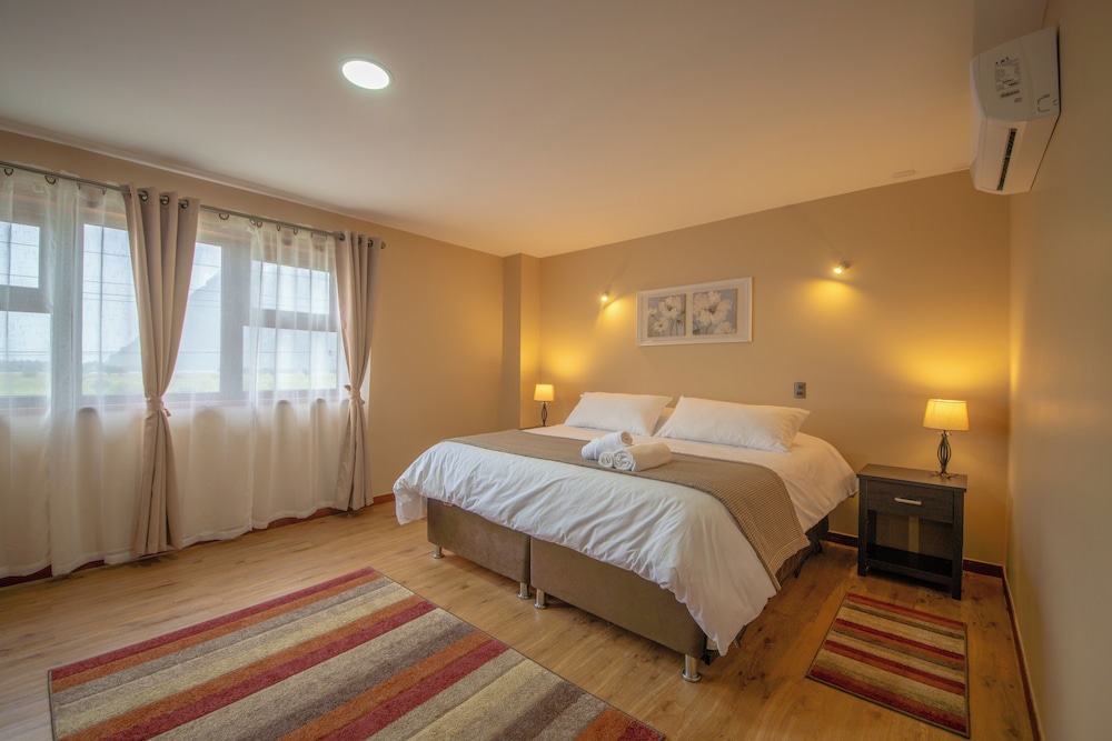 Junior Room, Mountain View