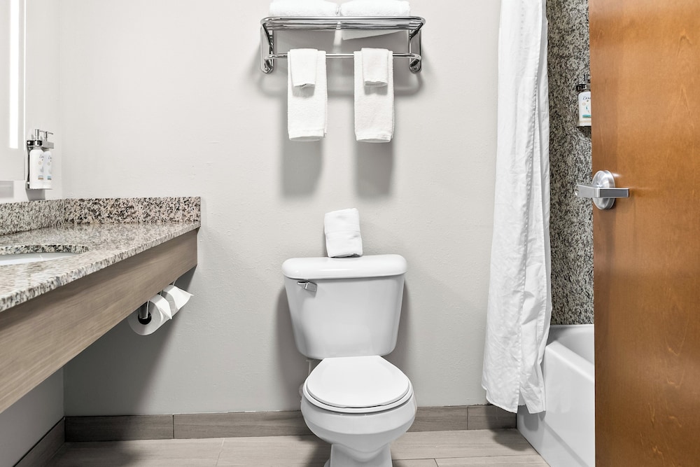 Suite, 2 Queen Beds, Accessible (Communication, Mobil, Transfer Shower) - Photo 4