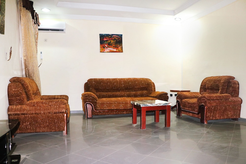 Comfort Suite photo 3