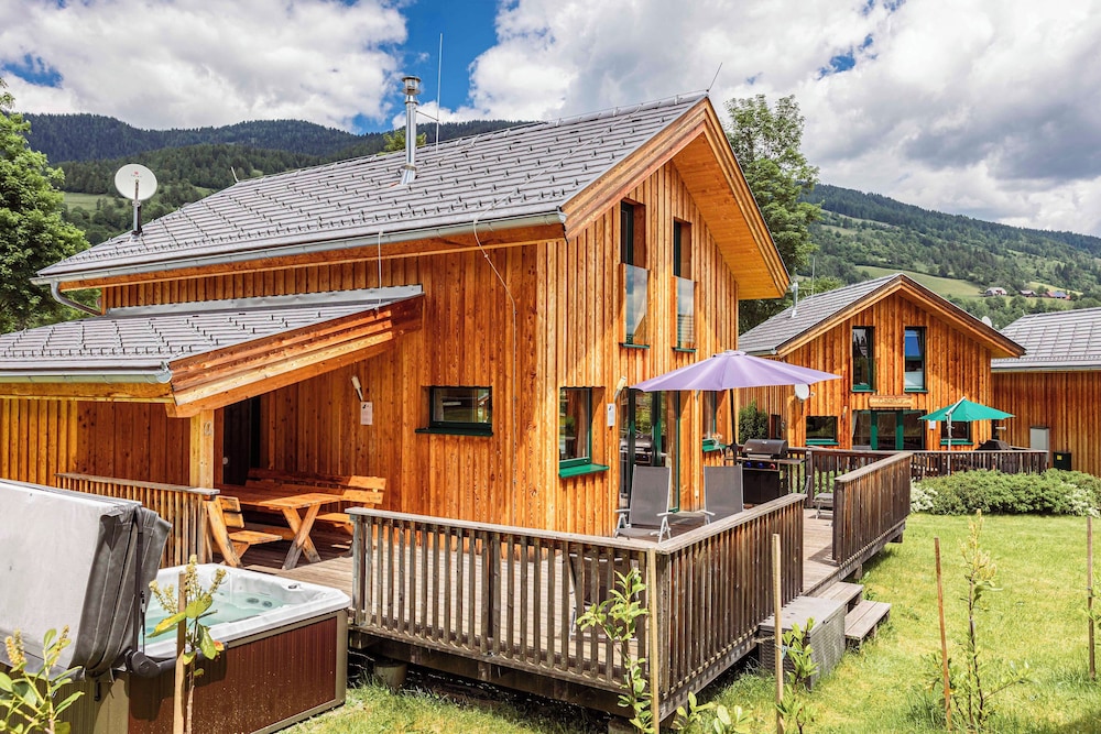 Superior Chalet # 39  mit IR-Sauna & Whirlpool