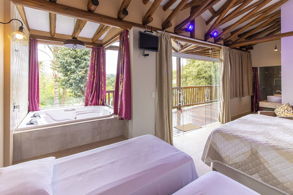 Luxury Suite photo 1