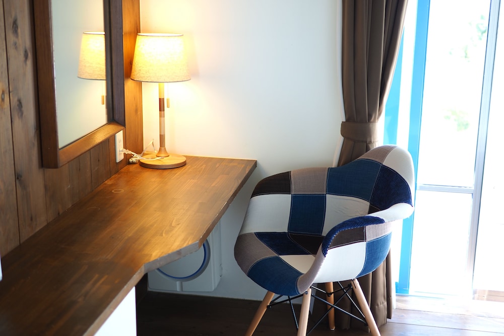 Ocean Front Superior Twin (East) photo 2