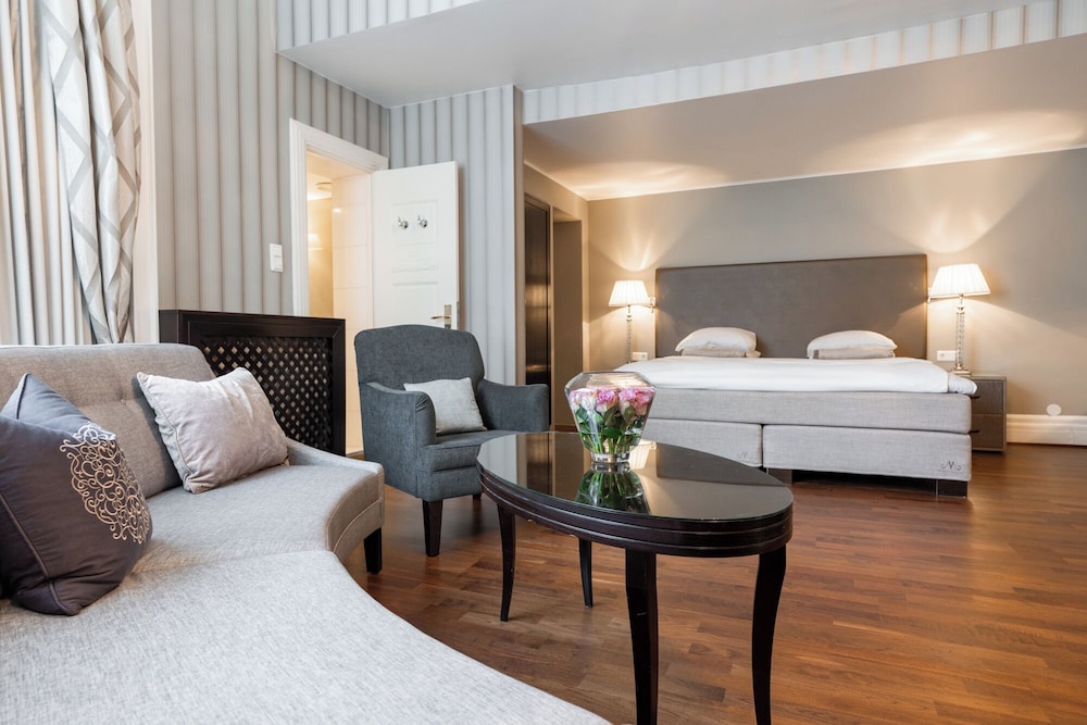 Junior Suite - Photo 7