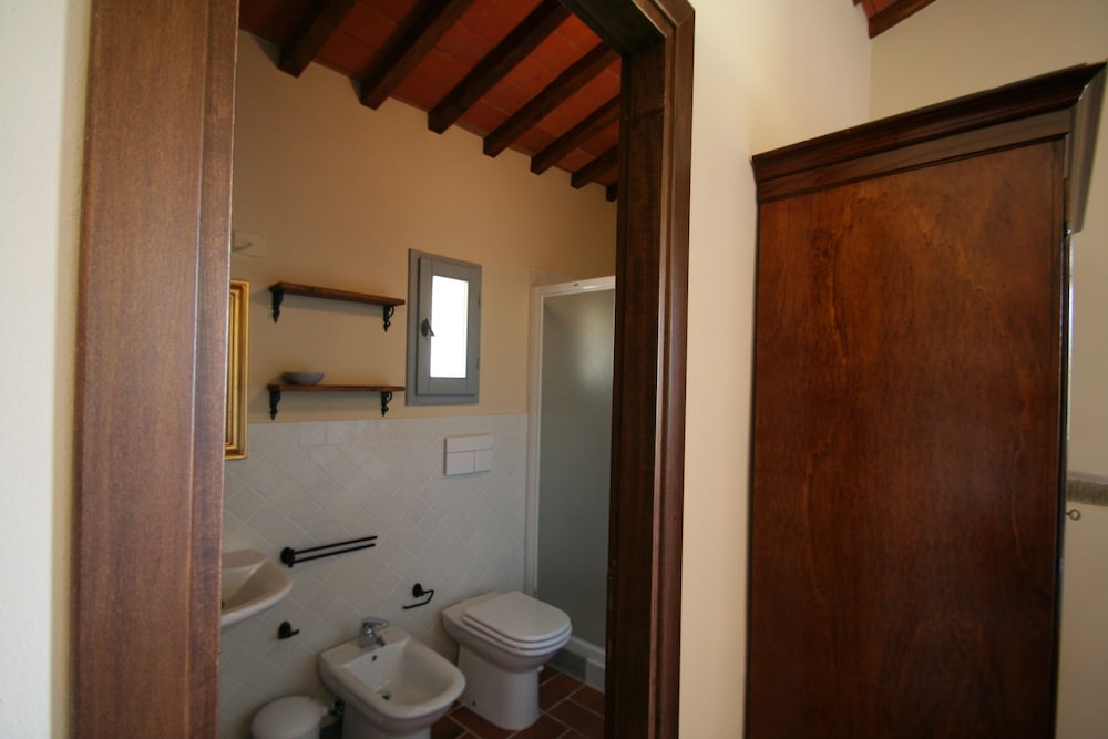 Family Apartment, 2 Bedrooms, Tower (Verde) photo 3
