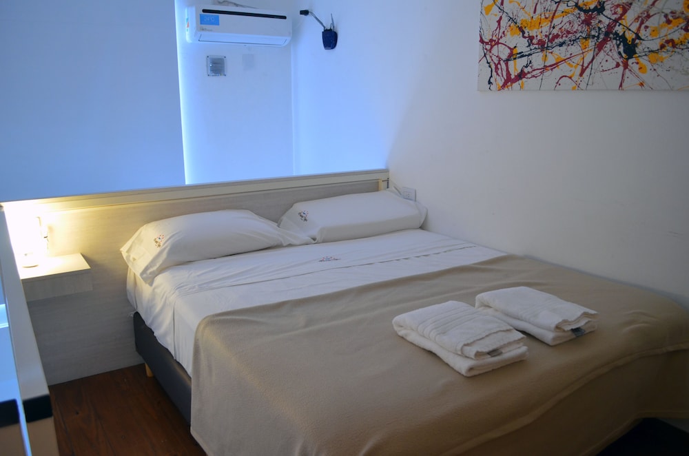 Family Apartment, 2 Bedrooms photo 1