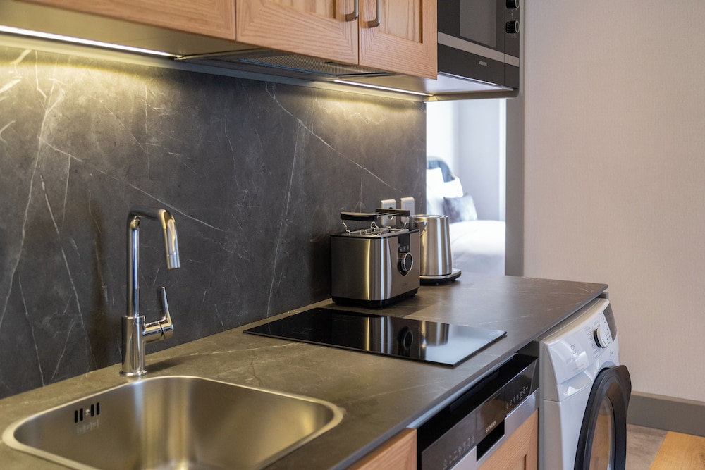 Deluxe Apartment, 2 Bedrooms, Balcony, City View