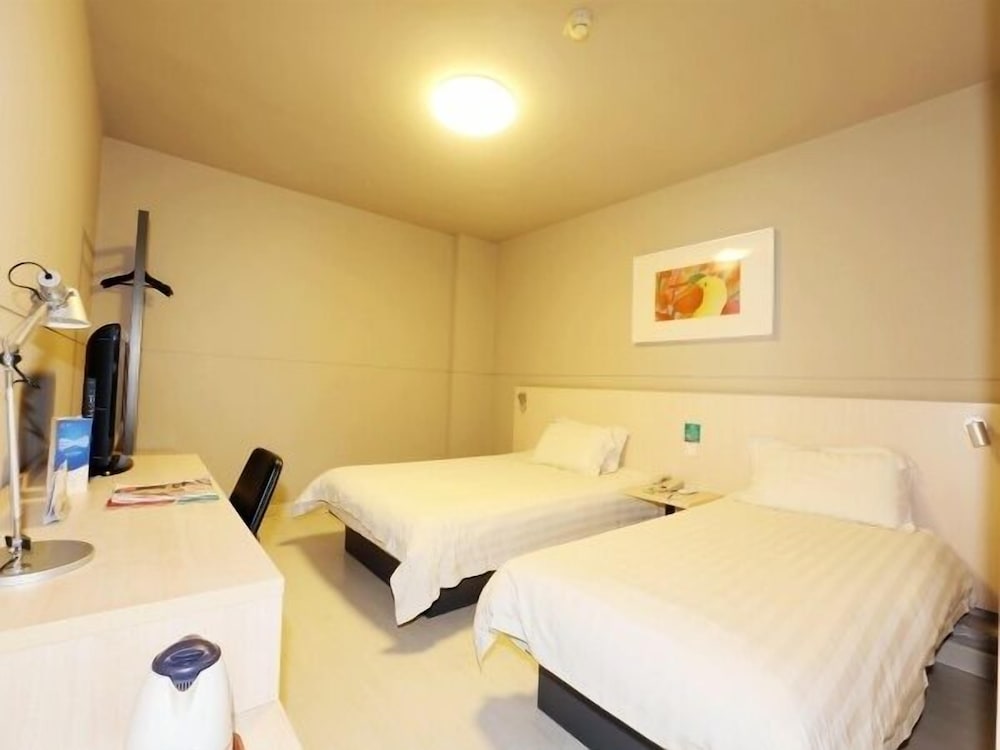 Twin Room (B) photo 1