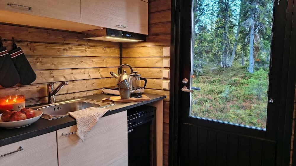 Chalet, Valley View