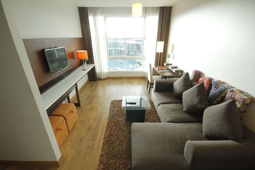 Grand Design Suite - Photo 9
