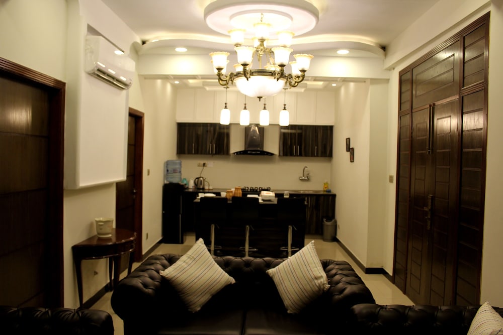 Executive Suite photo 1