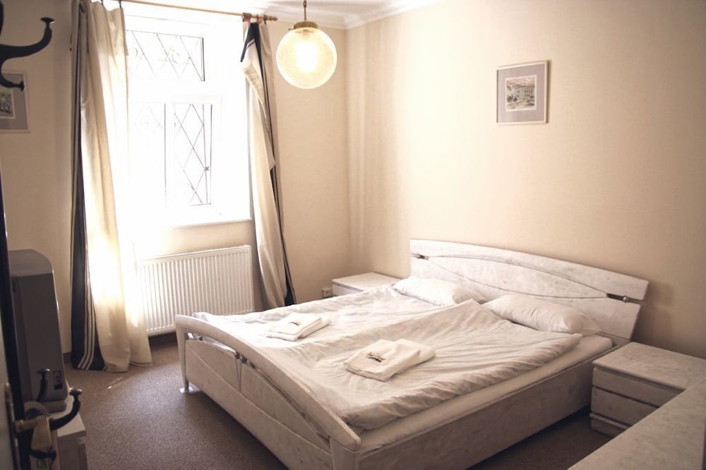 Economy Double Room photo 3