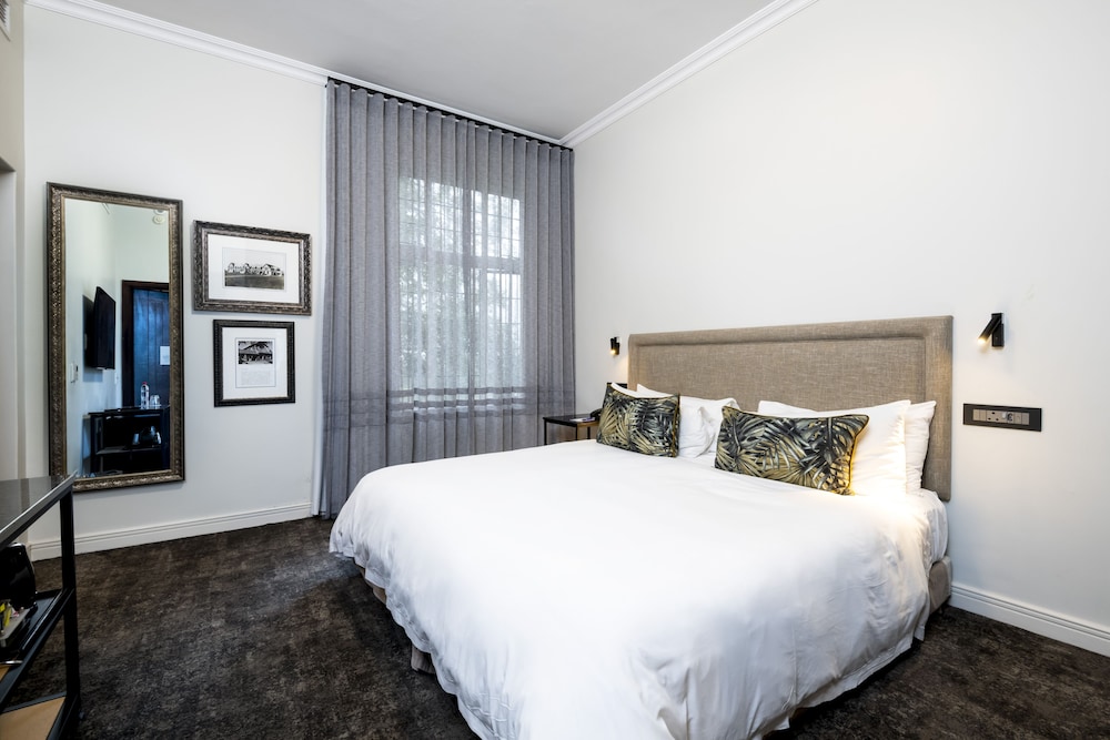 Family Room, Multiple Beds photo 1