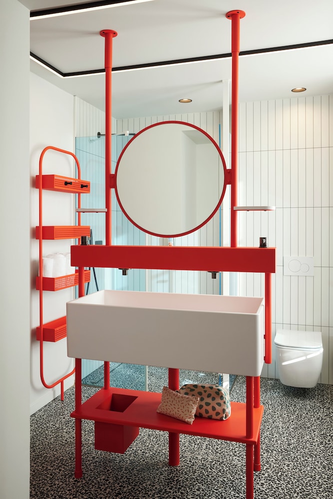Superior Triple Room, Multiple Beds - Photo 4