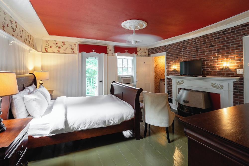 Room (Eleanor) photo 3