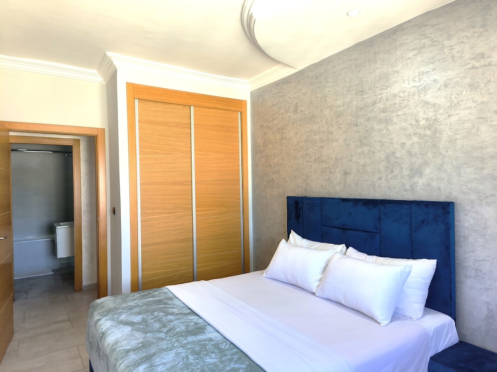 Apartment, 3 Bedrooms, Kitchen