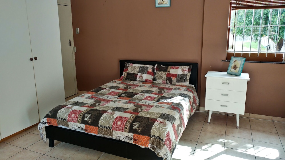 Standard Triple Room photo 1