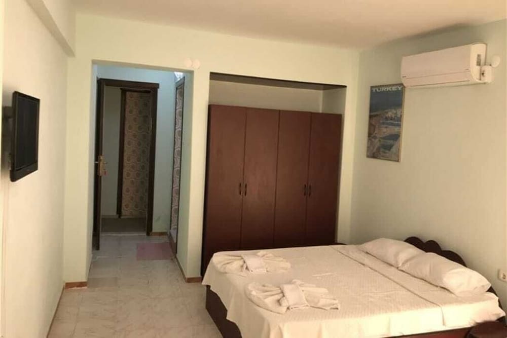 Standard Room photo 1