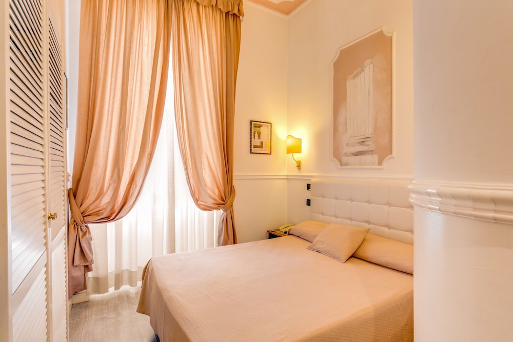 Basic Room, 1 Large Twin Bed, City View photo 1