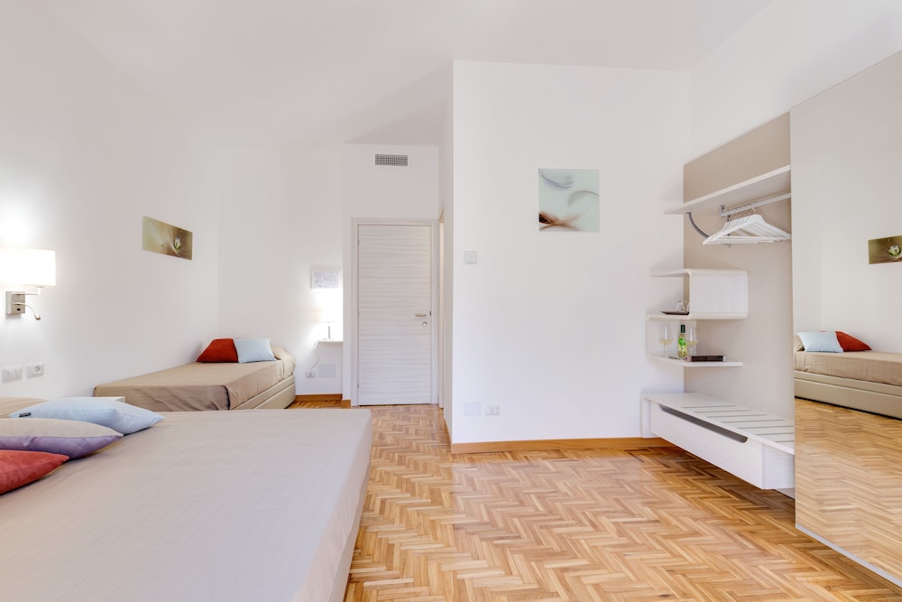 Junior Suite, Balcony photo 3