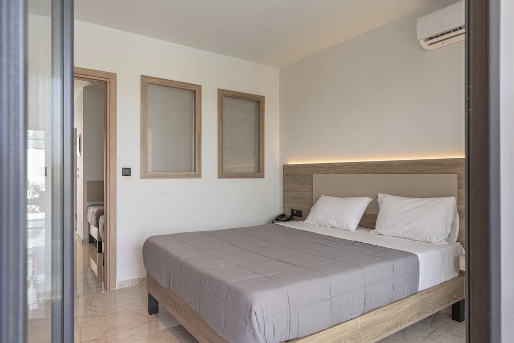 Superior Apartment, 1 Bedroom, Private Pool, Ground Floor (Swim Up) - Photo 7