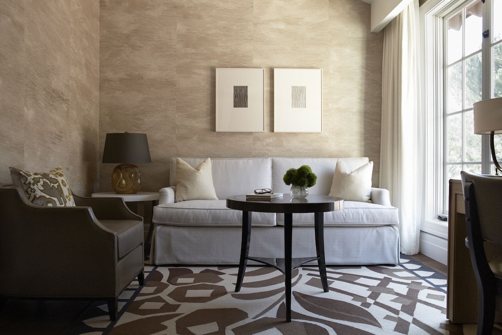 The Bell Suite