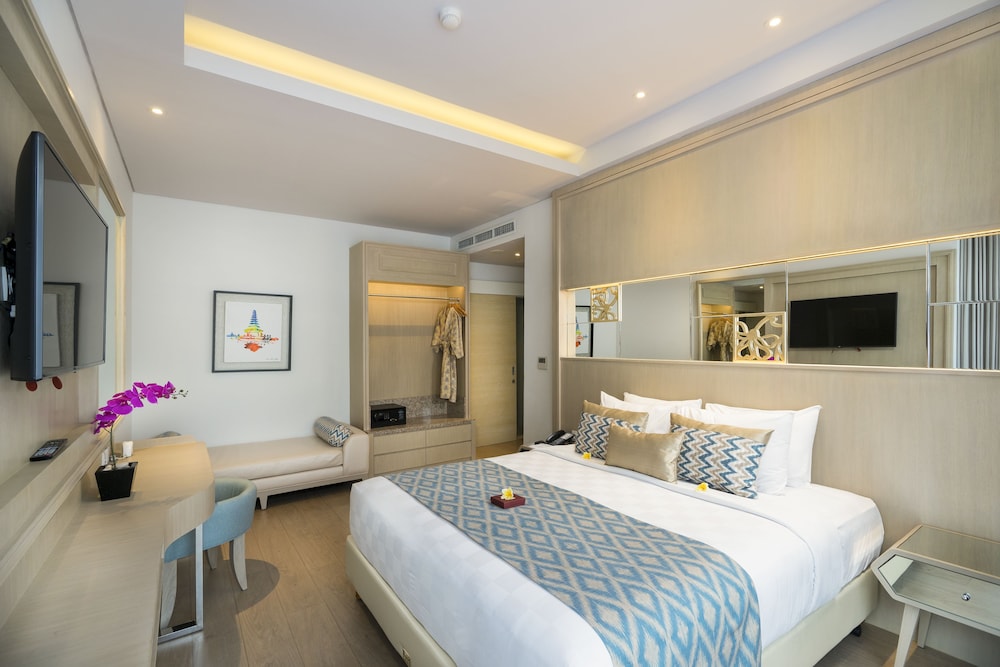 Two-Bedroom Suite, Garden View