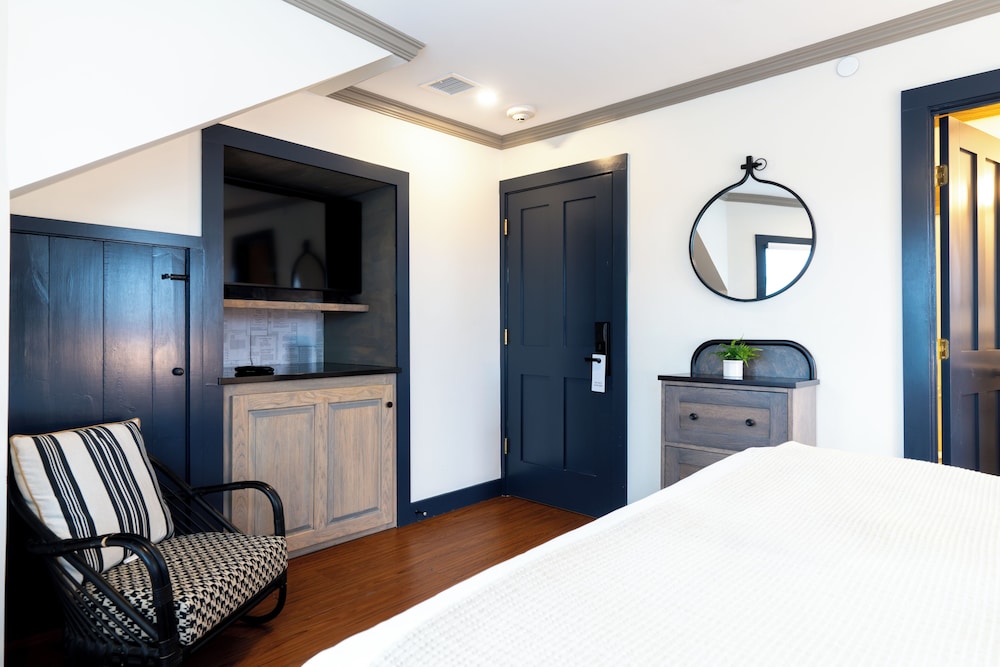 Standard Room photo 3