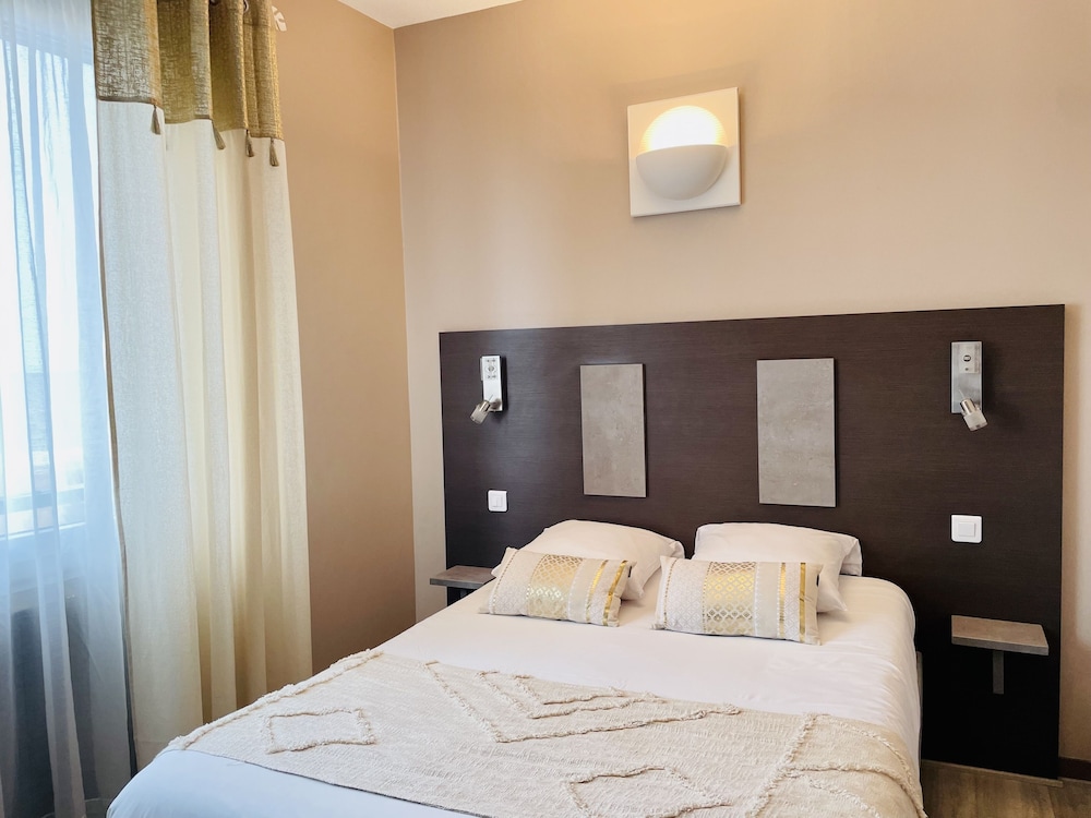 Superior Double Room, Non Smoking, Ocean View - Photo 4