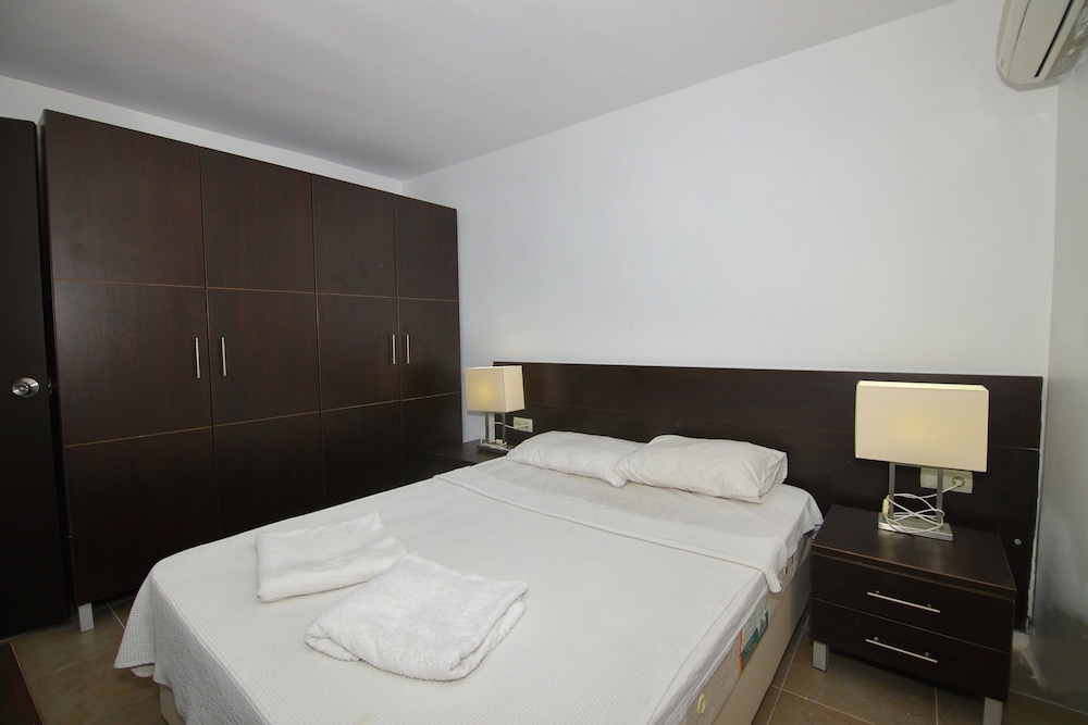 Junior Apartment