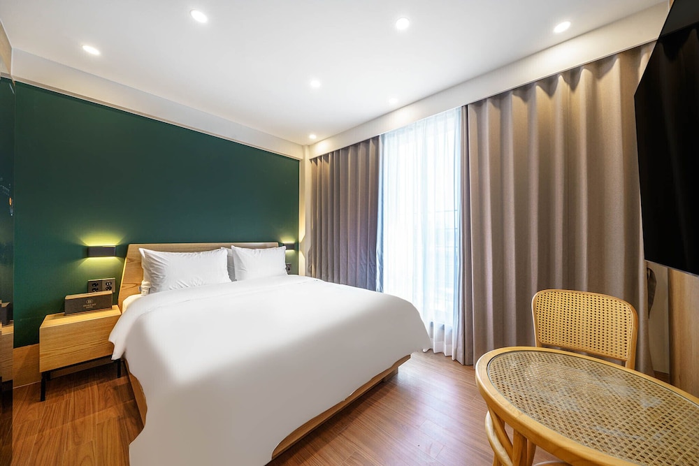 Deluxe Room - Photo 1