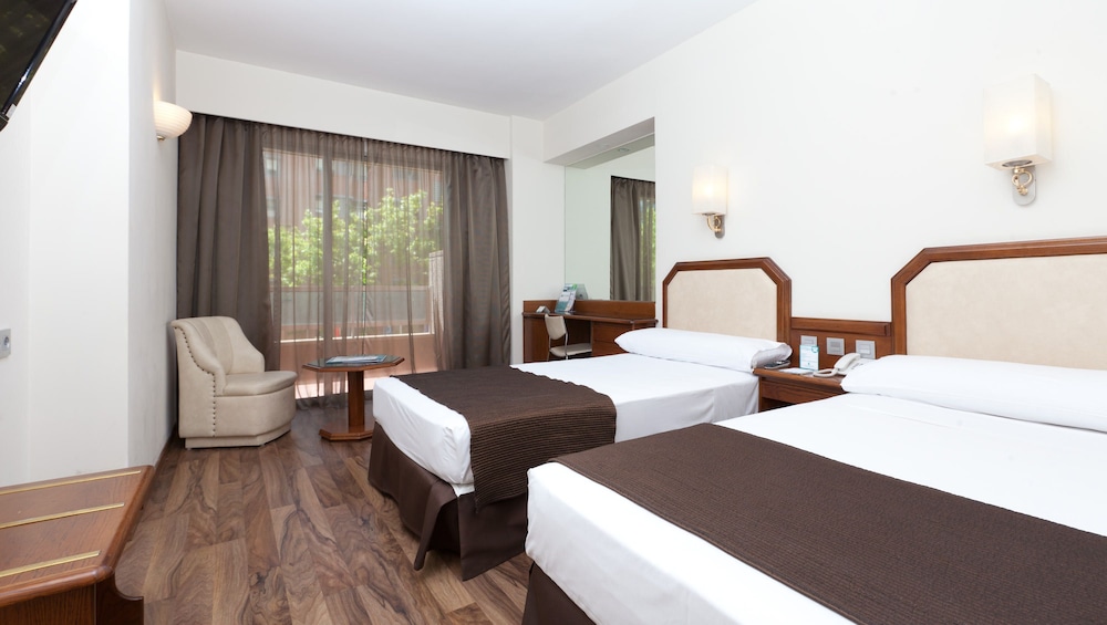 Double Room, 2 Twin Beds - Photo 2