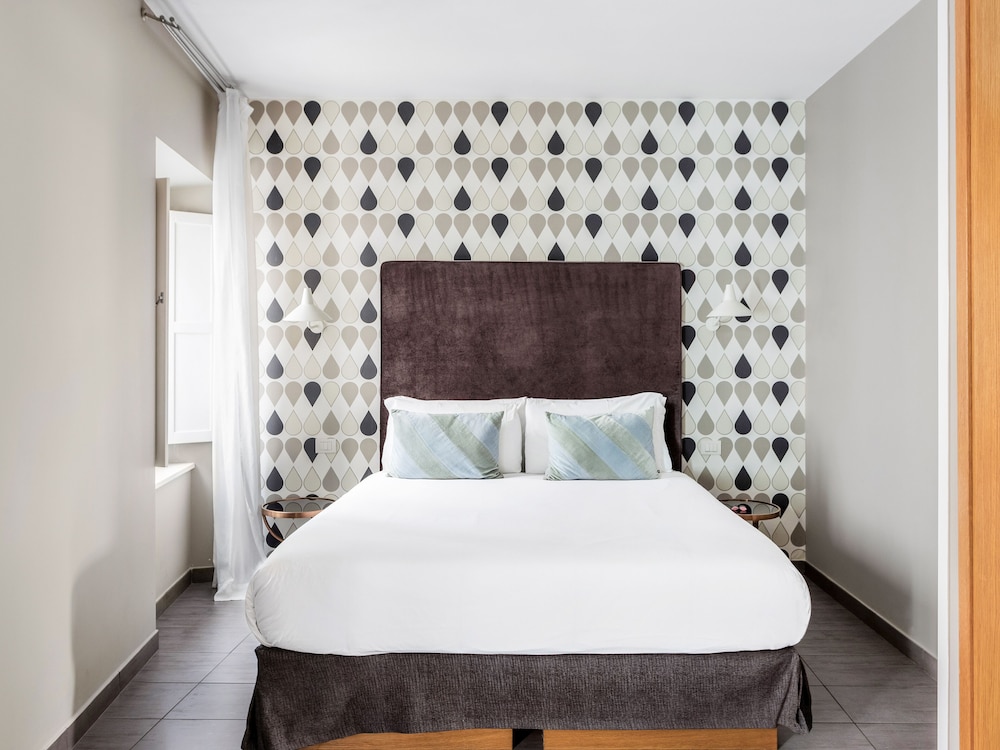 1 Bedroom Apartment, Sofa Bed photo 1