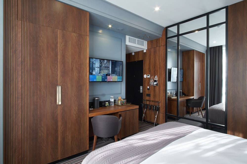 Standard Double or Twin Room photo 2