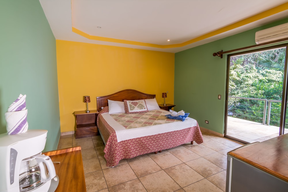 Standard Double Room, 1 King Bed, Non Smoking