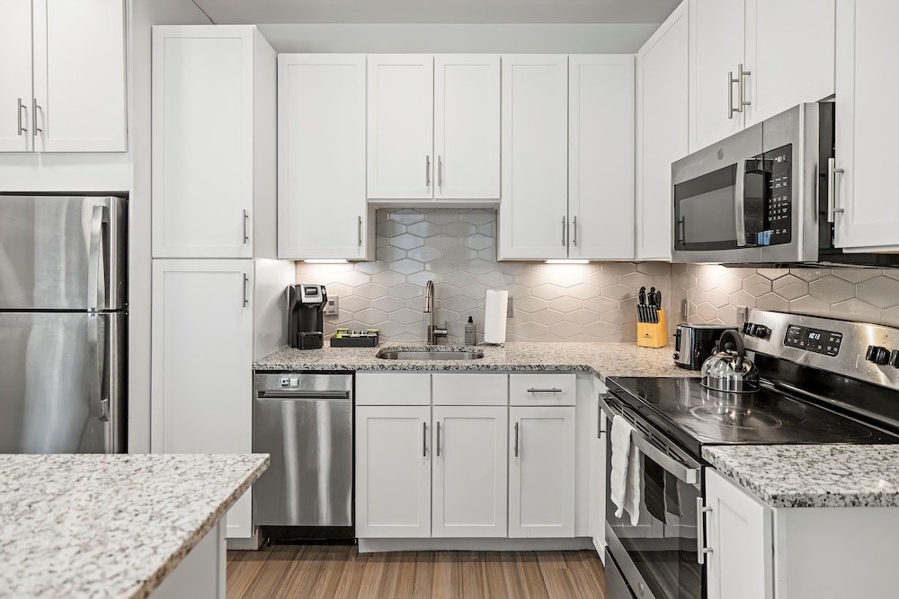 Premium Apartment, 2 Bedrooms - Photo 15