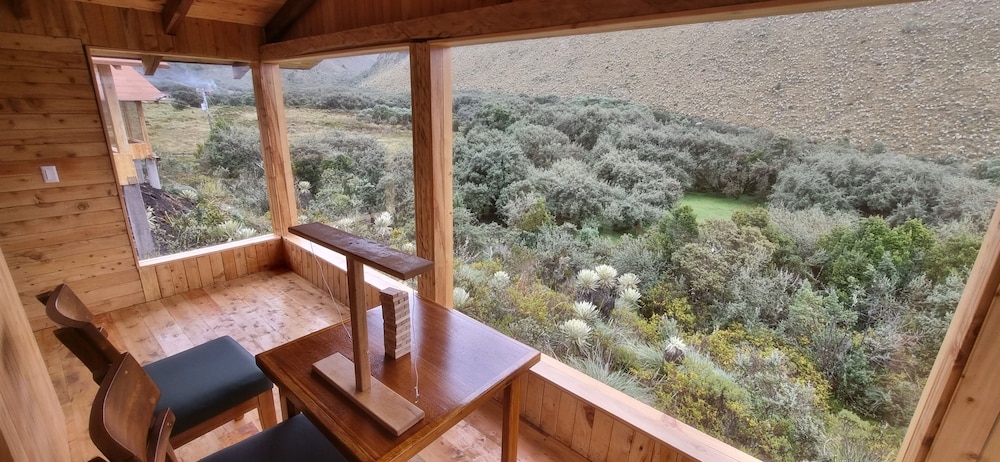 Deluxe Cabin, Mountain View photo 3