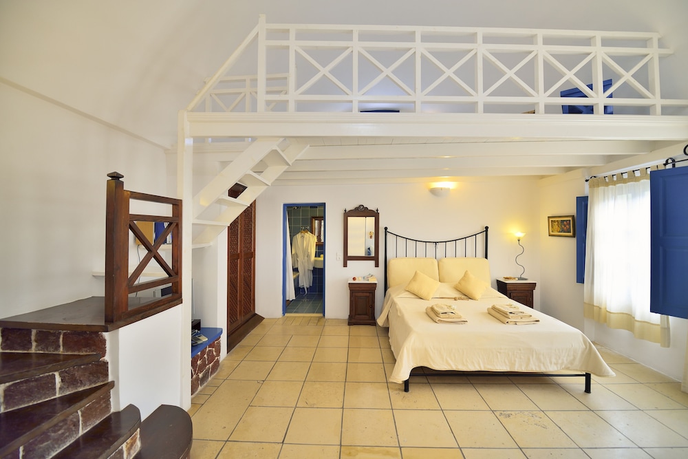 Luxury Duplex - Photo 11