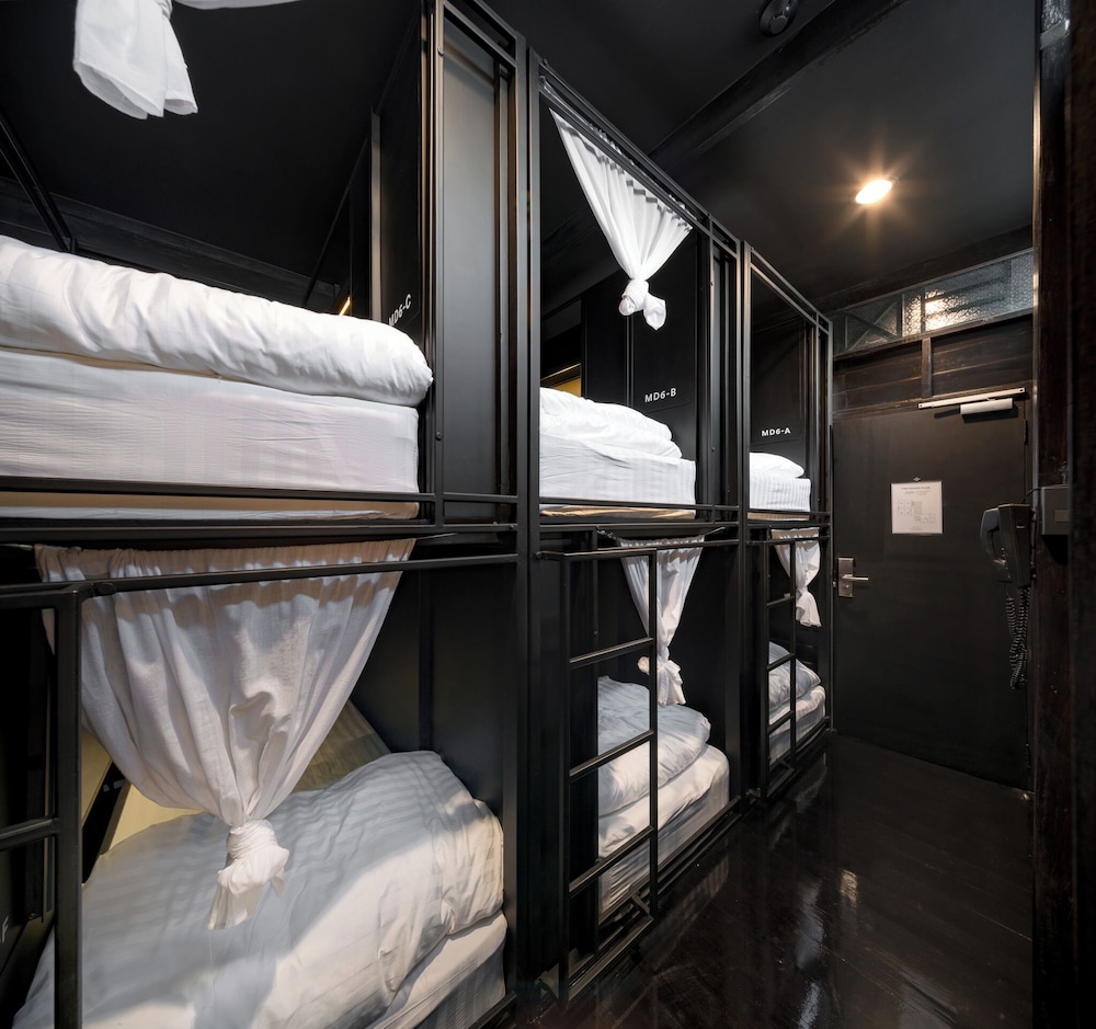 Family Shared Dormitory, 6 Bedrooms photo 1