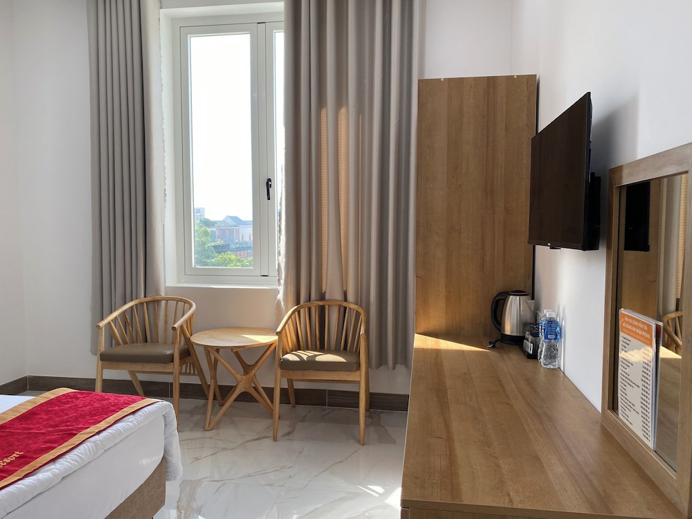 Basic Double Room Single Use, Garden View
