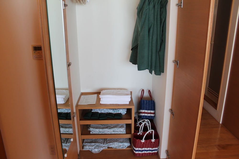 Japanese Western Style Room A with Japanese Futon, Non Smoking, Shizen Wing photo 3