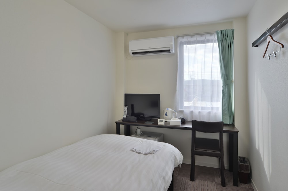 Single Room, 1 Twin Bed, Smoking photo 2