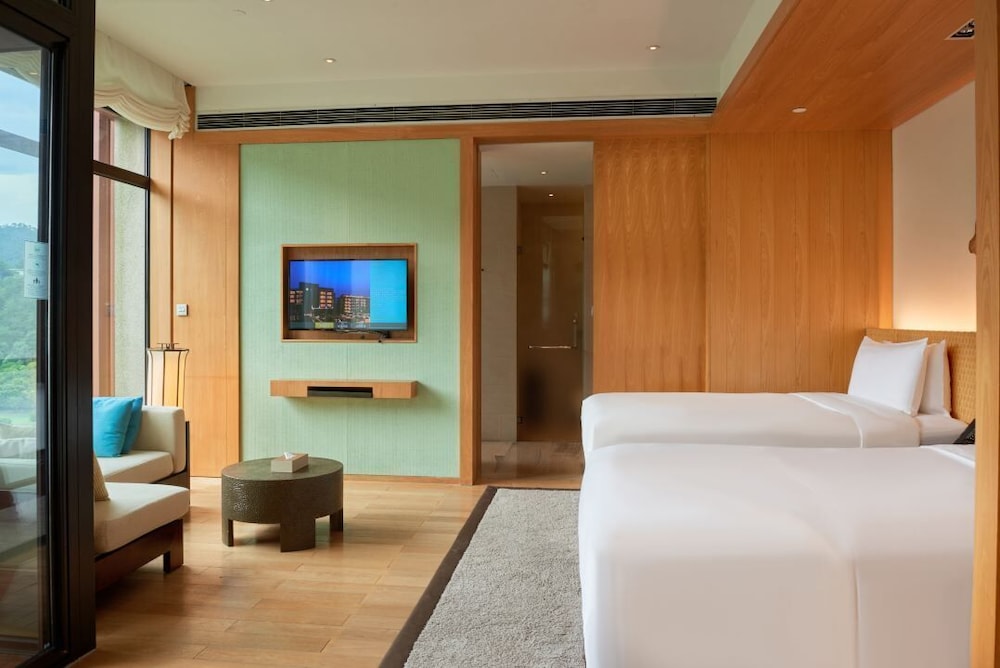 Classic with Two Twin Beds (Non Smoking) photo 2